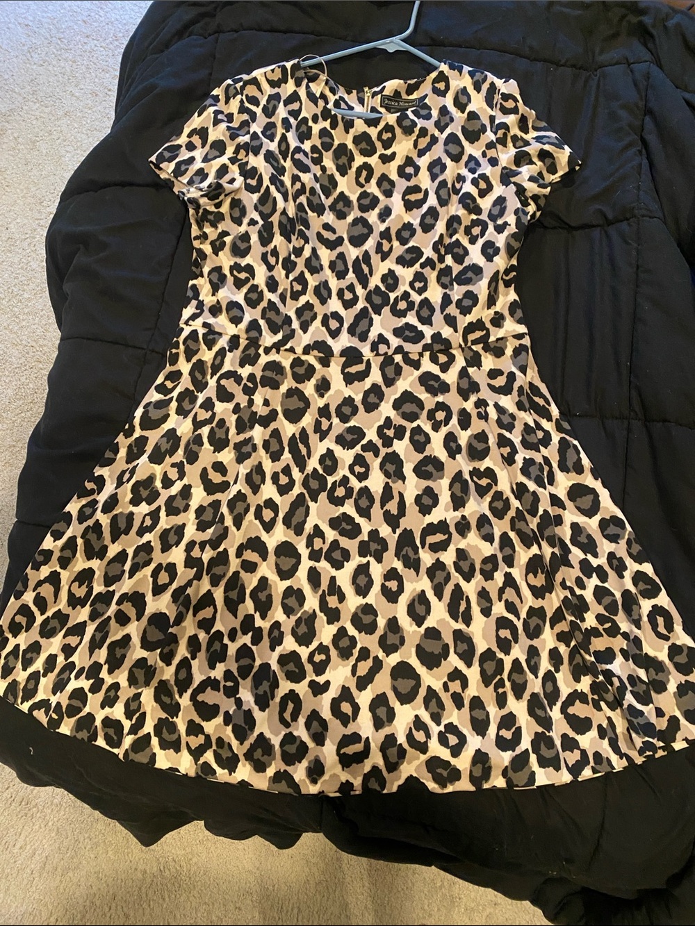 Jessica Howard Beige and Black Leopard Print Dress